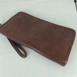 Sseko Mahogany Leather Zippered